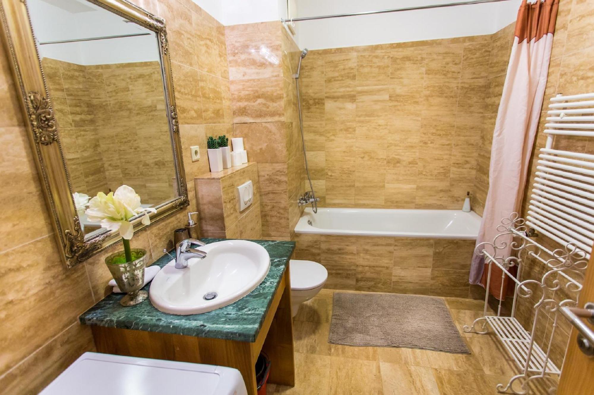 Colours Apartments Superior With Free Parking Budapest Exterior foto